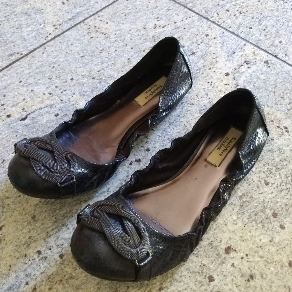 Vera Wang: Flats
